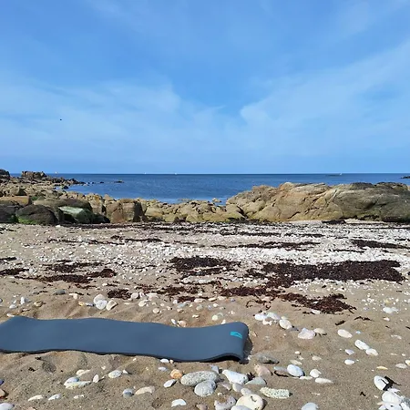 House 6 To 8 People *