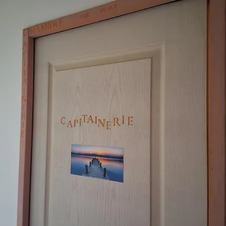 House 6 To 8 People Hébergement de vacances *